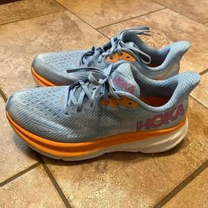 Hoka Clifton 9 Shoes